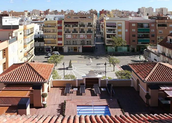 Casa Consistorial 4* פואנגירולה