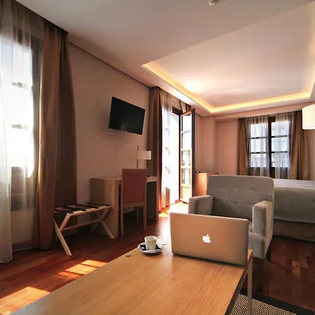 Casa Consistorial 4*