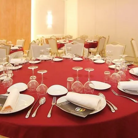 Hotel Casa Consistorial 4*