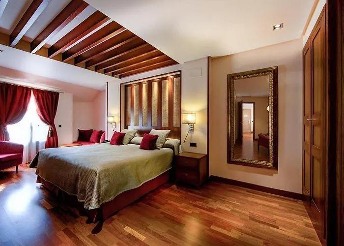 Casa Consistorial Hotel 4*