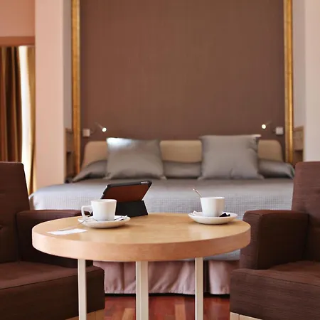 Hotel Casa Consistorial 4*